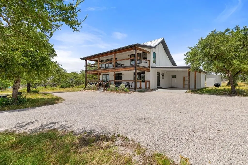 784 River View Drive Johnson City TX 78636