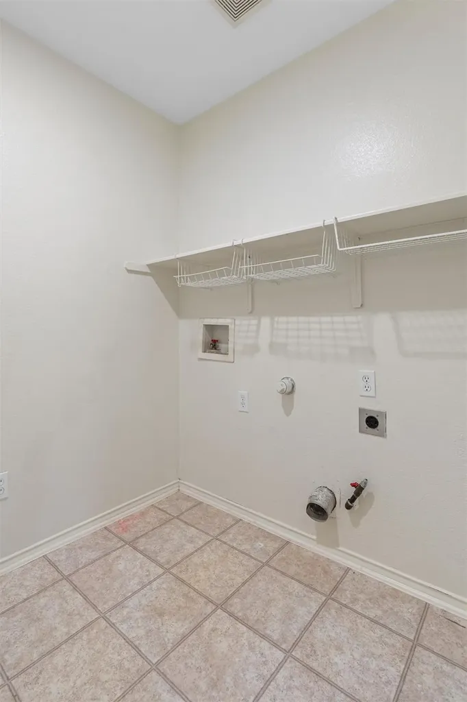 207 Antietam Drive Elgin TX 78621