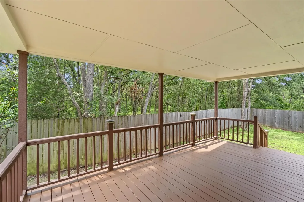 207 Antietam Drive Elgin TX 78621