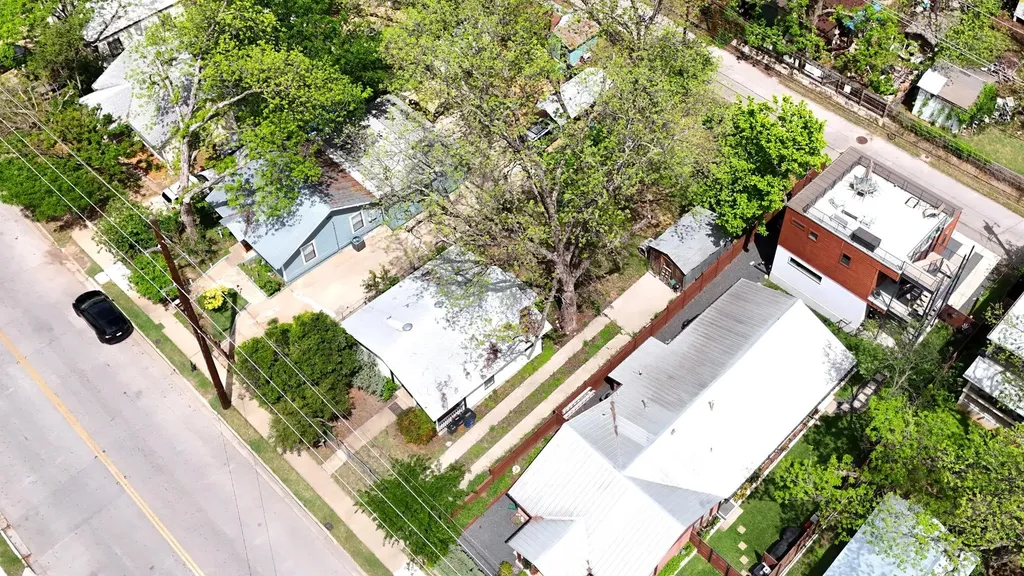 1710 Holly Street Austin TX 78702