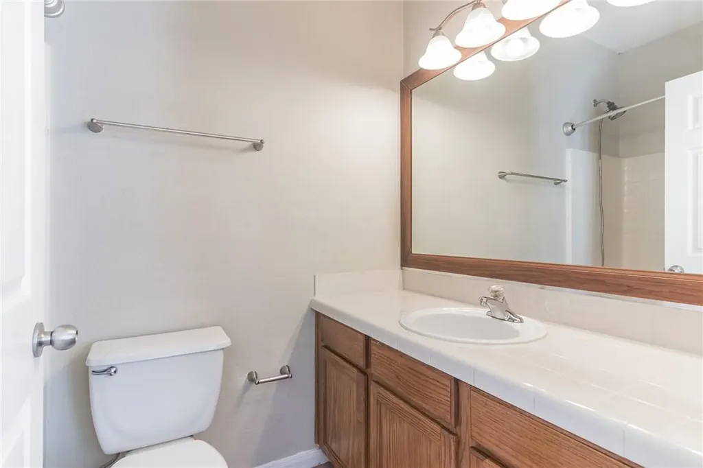 5625 Signal Point Austin TX 78724