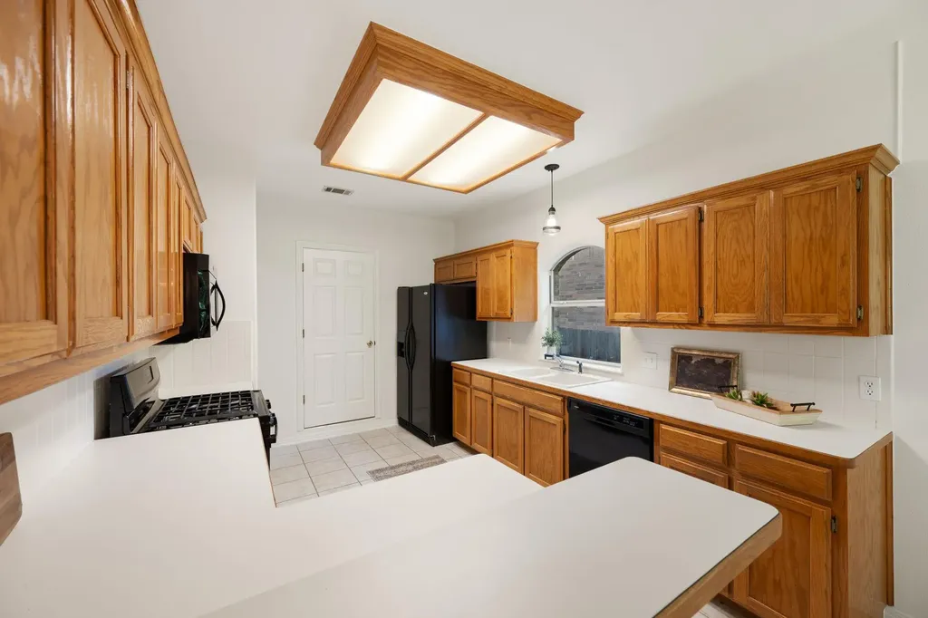 1005 Briargate Drive Austin TX 78753