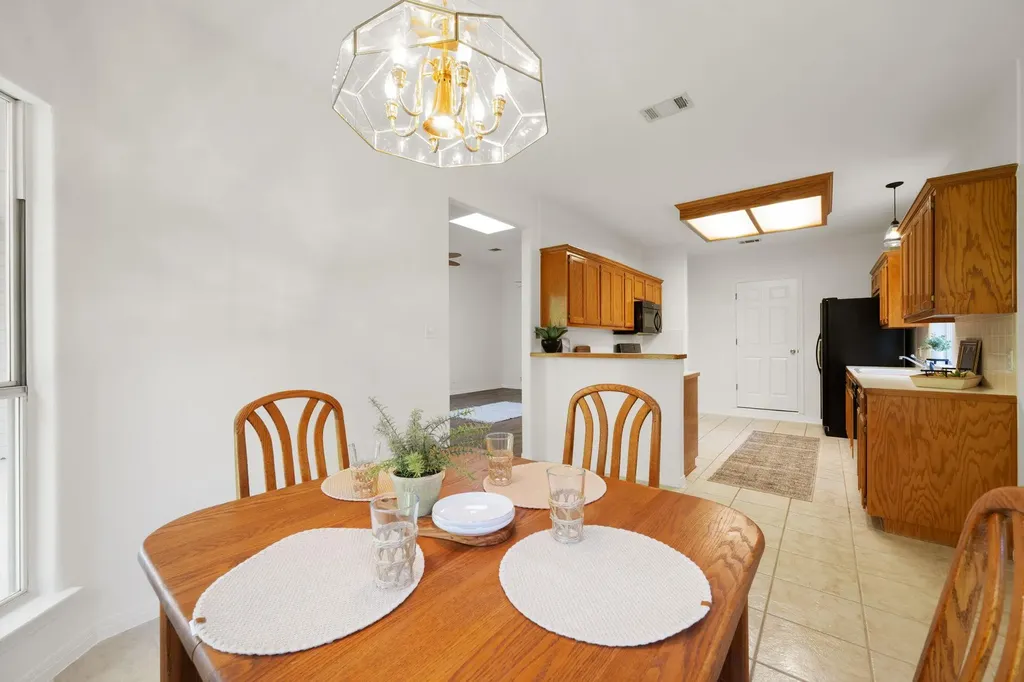 1005 Briargate Drive Austin TX 78753