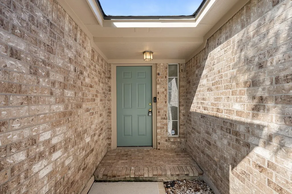 1005 Briargate Drive Austin TX 78753
