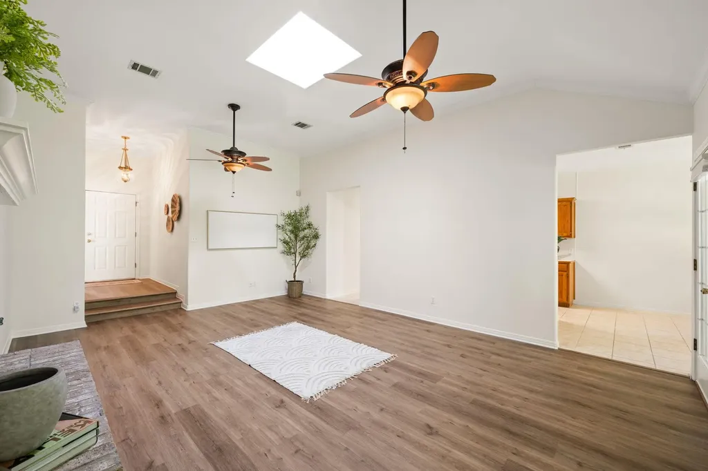 1005 Briargate Drive Austin TX 78753