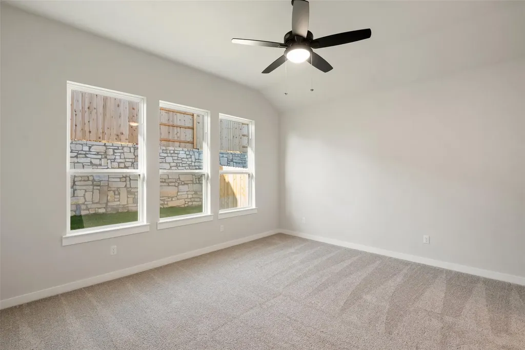 113 Mcdougall Pass Liberty Hill TX 78642