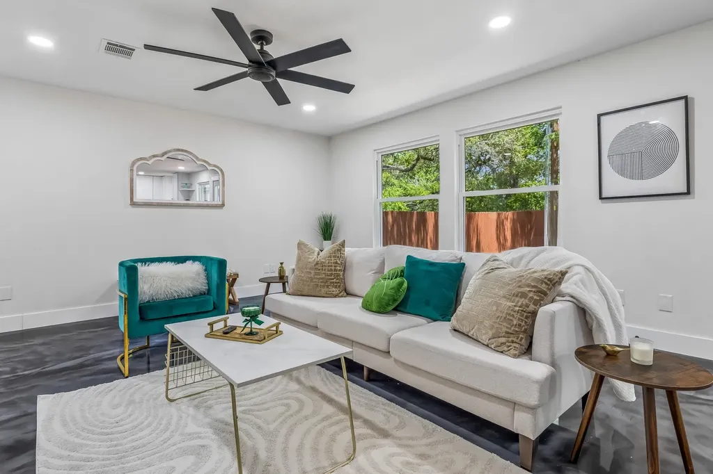8921 Corran Ferry Drive Austin TX 78749