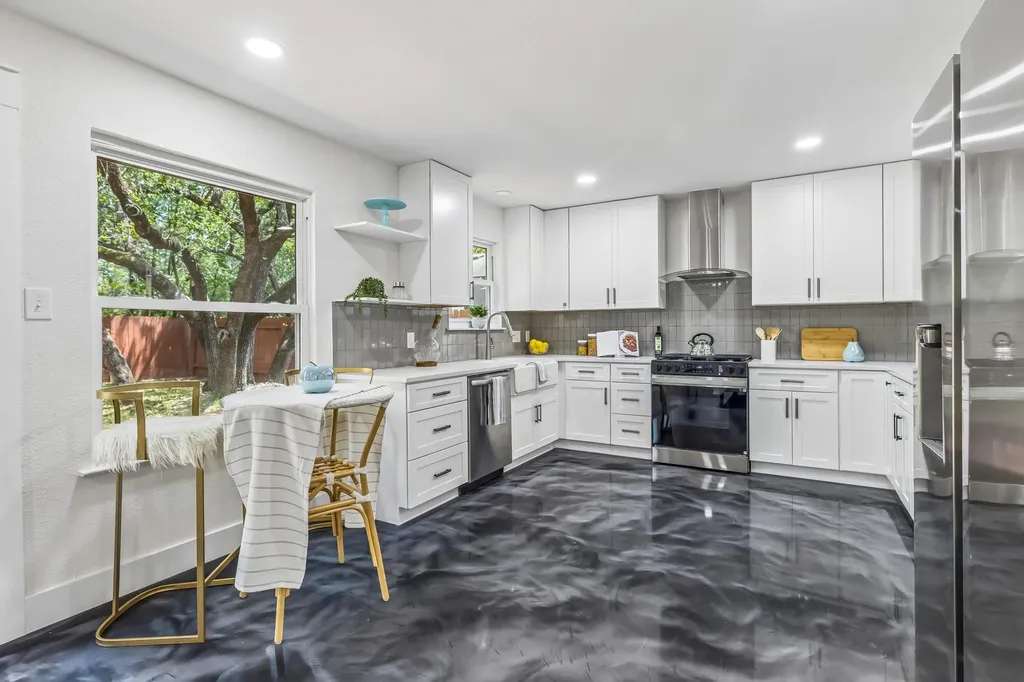 8921 Corran Ferry Drive Austin TX 78749