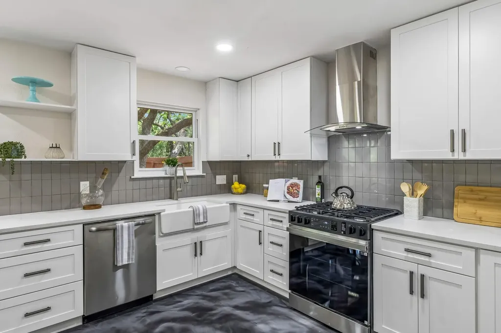 8921 Corran Ferry Drive Austin TX 78749