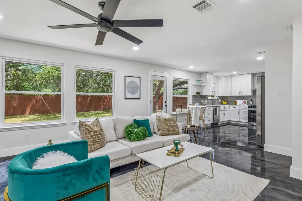 8921 Corran Ferry Drive Austin TX 78749