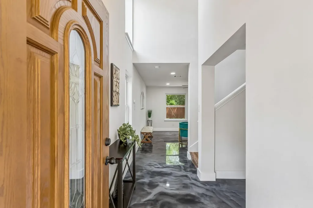 8921 Corran Ferry Drive Austin TX 78749