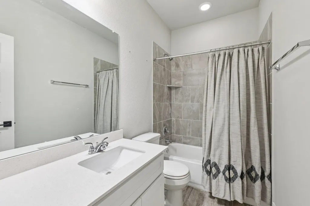 21709 Osage Lane Lago Vista TX 78645