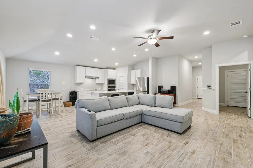 21709 Osage Lane Lago Vista TX 78645