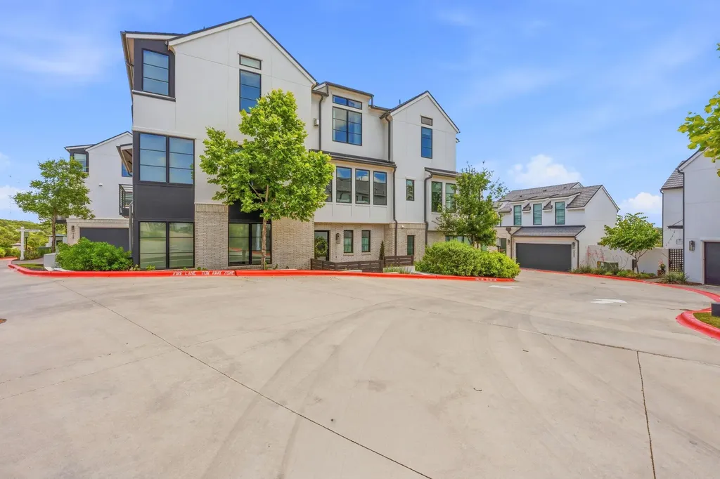 702 Ariana Court Austin TX 78746