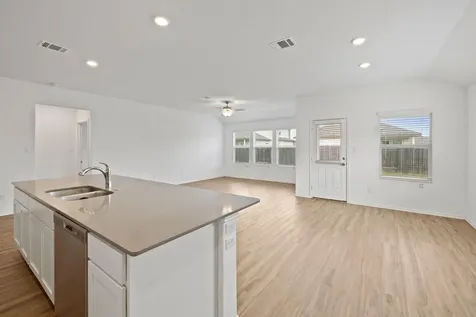 705 Bluejack Way Hutto TX 78634