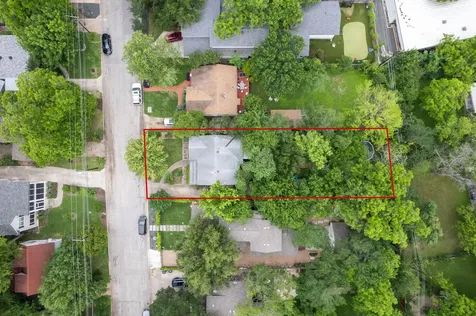 5214 Woodview Avenue Austin TX 78756