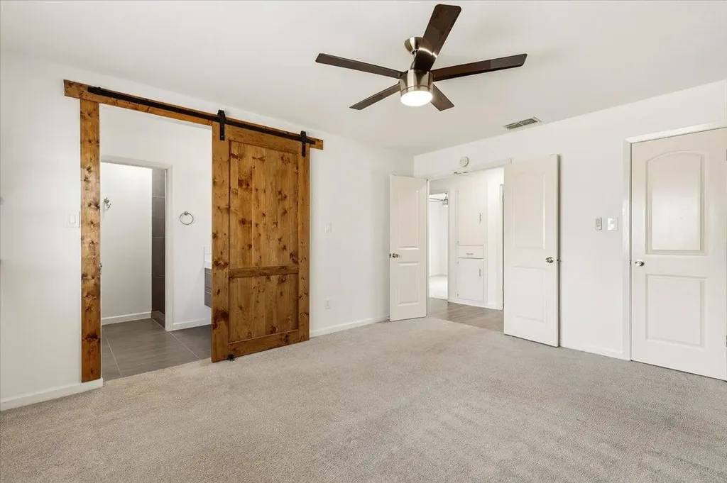 9404 Meadow Vale Austin TX 78758