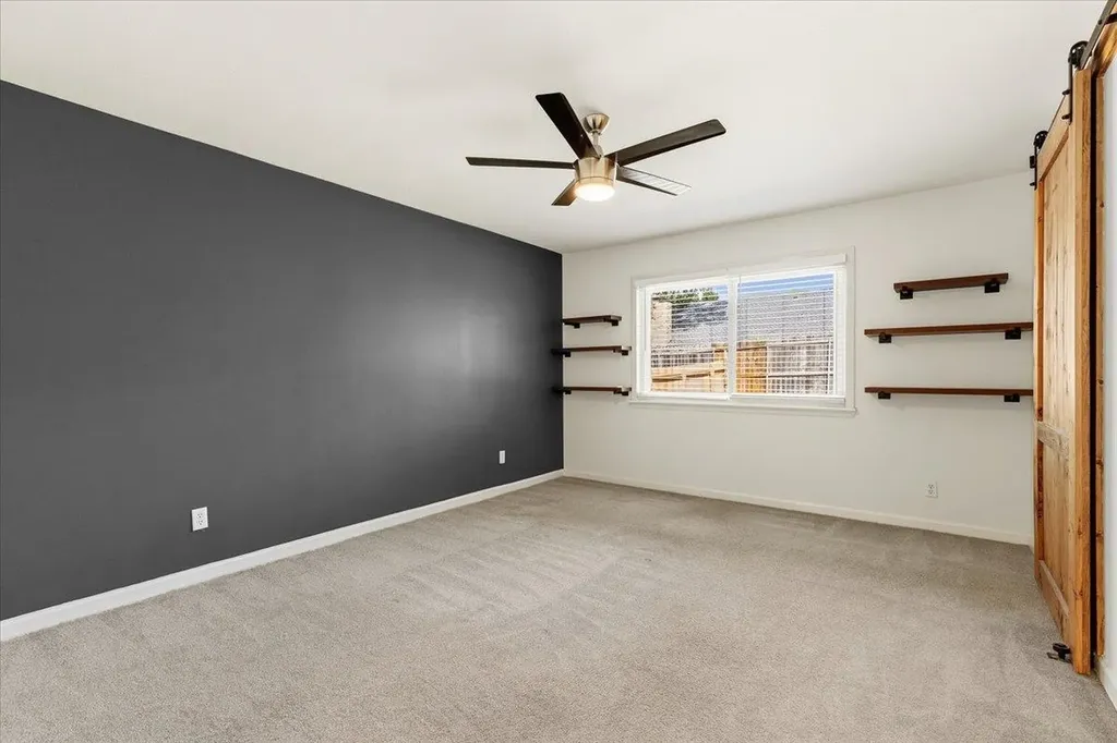 9404 Meadow Vale Austin TX 78758