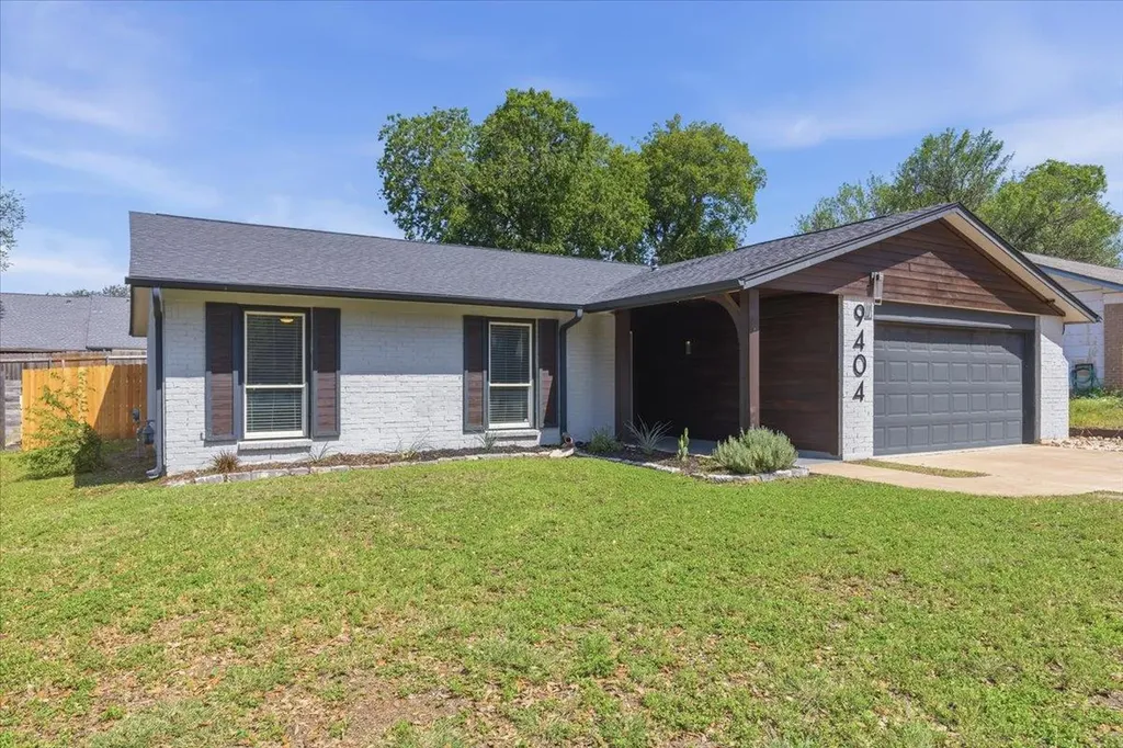 9404 Meadow Vale Austin TX 78758