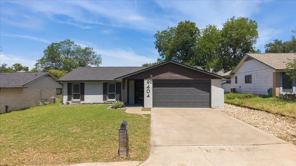 9404 Meadow Vale Austin TX 78758