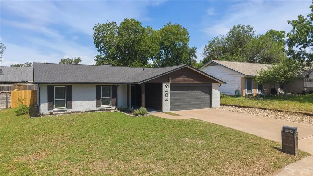 9404 Meadow Vale Austin TX 78758