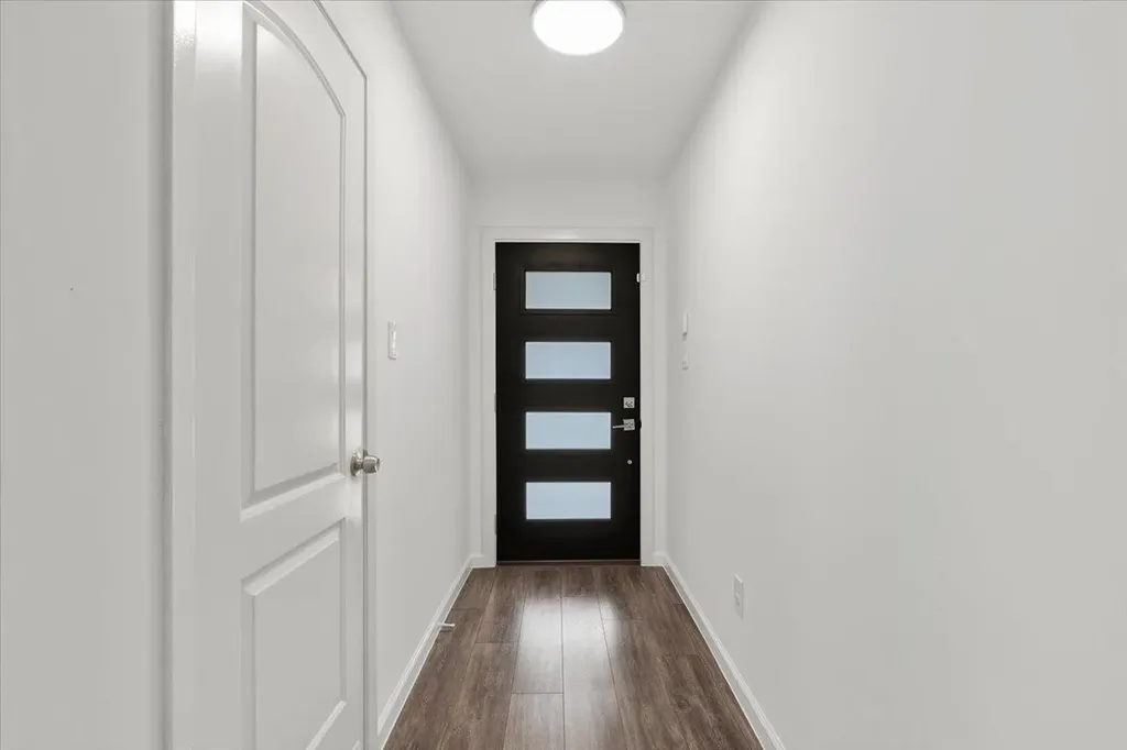 9404 Meadow Vale Austin TX 78758