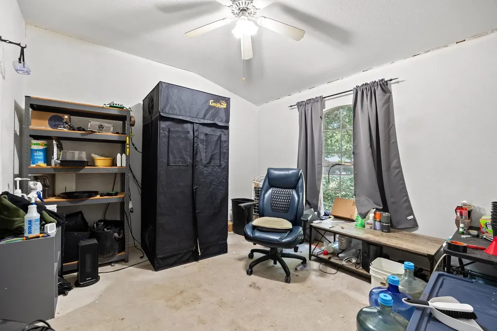 2556 Vernell Way Round Rock TX 78664