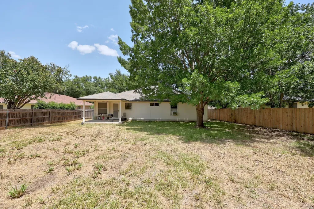 2556 Vernell Way Round Rock TX 78664