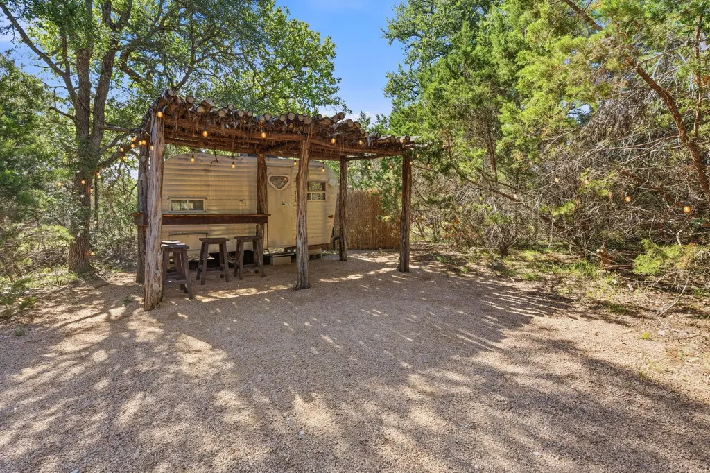 1770 N Elder Hill Road Driftwood TX 78619