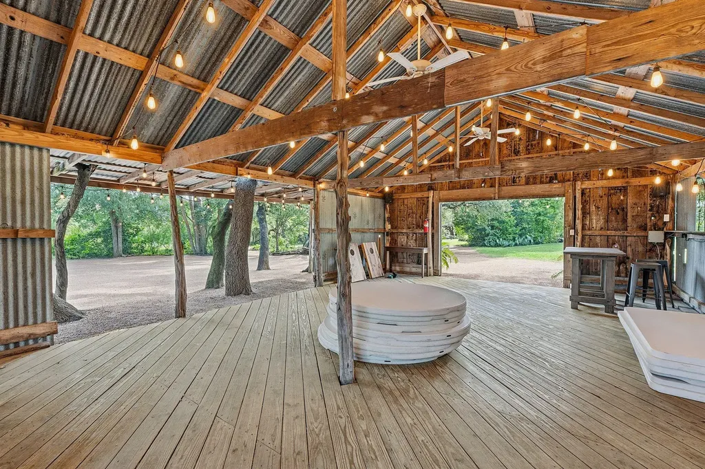 1770 N Elder Hill Road Driftwood TX 78619