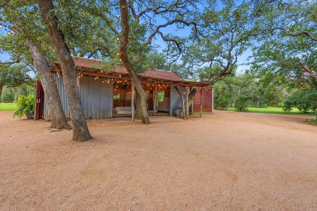 1770 N Elder Hill Road Driftwood TX 78619