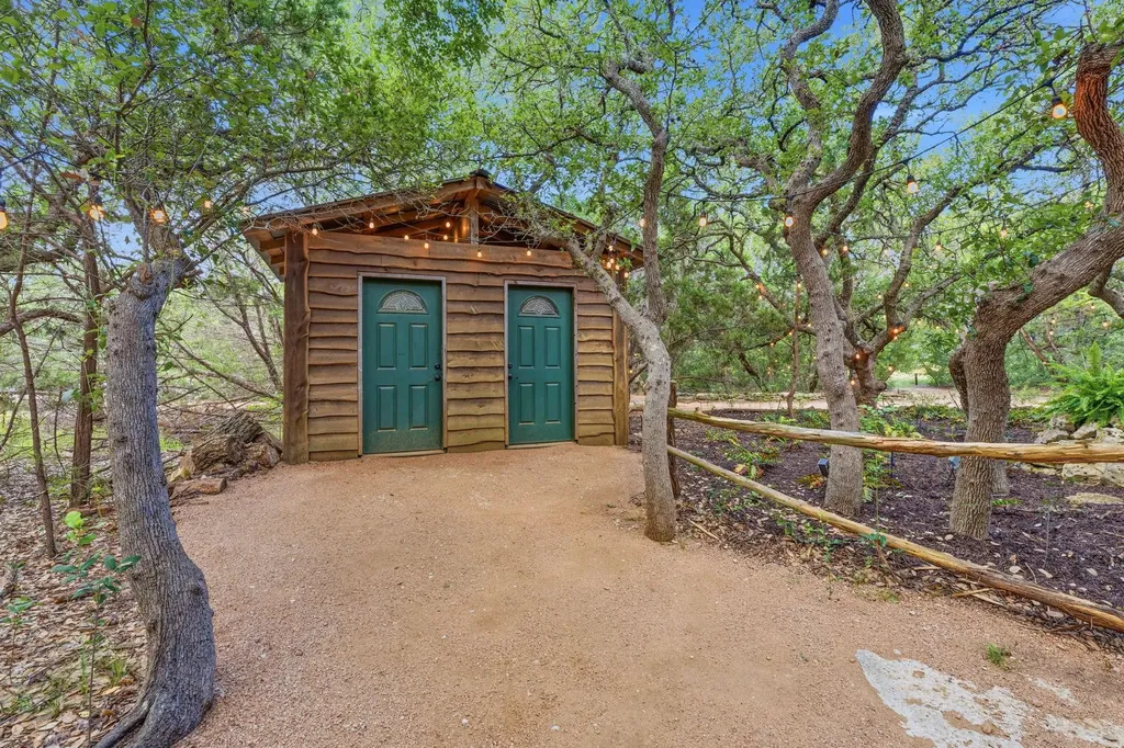 1770 N Elder Hill Road Driftwood TX 78619