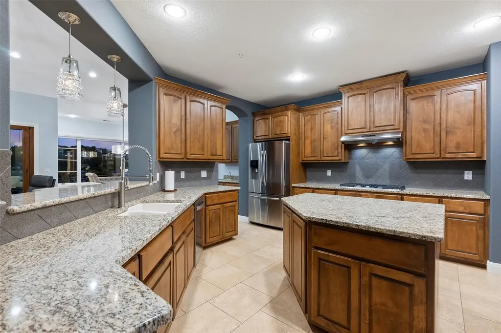 423 Marina Village Cove Austin TX 78734