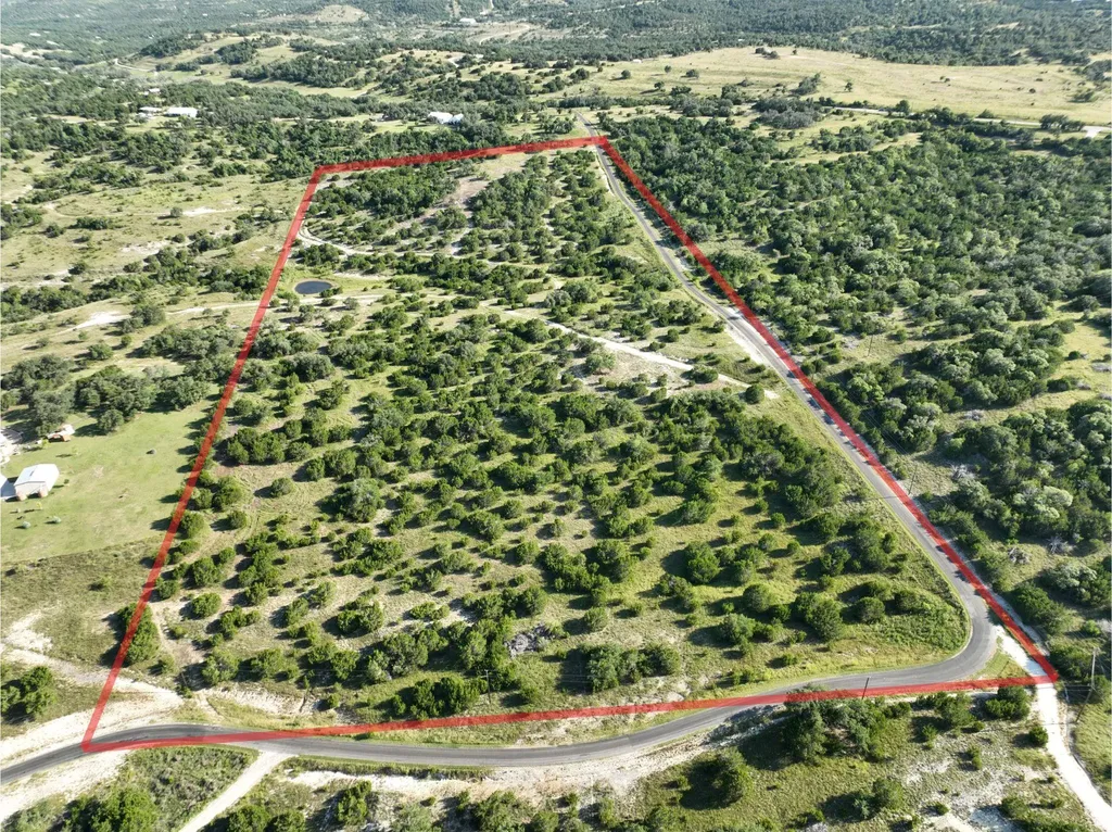 2 Sanctuary Lane Blanco TX 78606