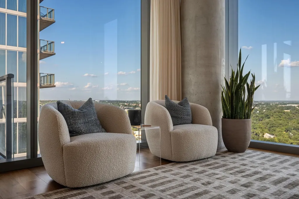 44 East Avenue Austin TX 78701