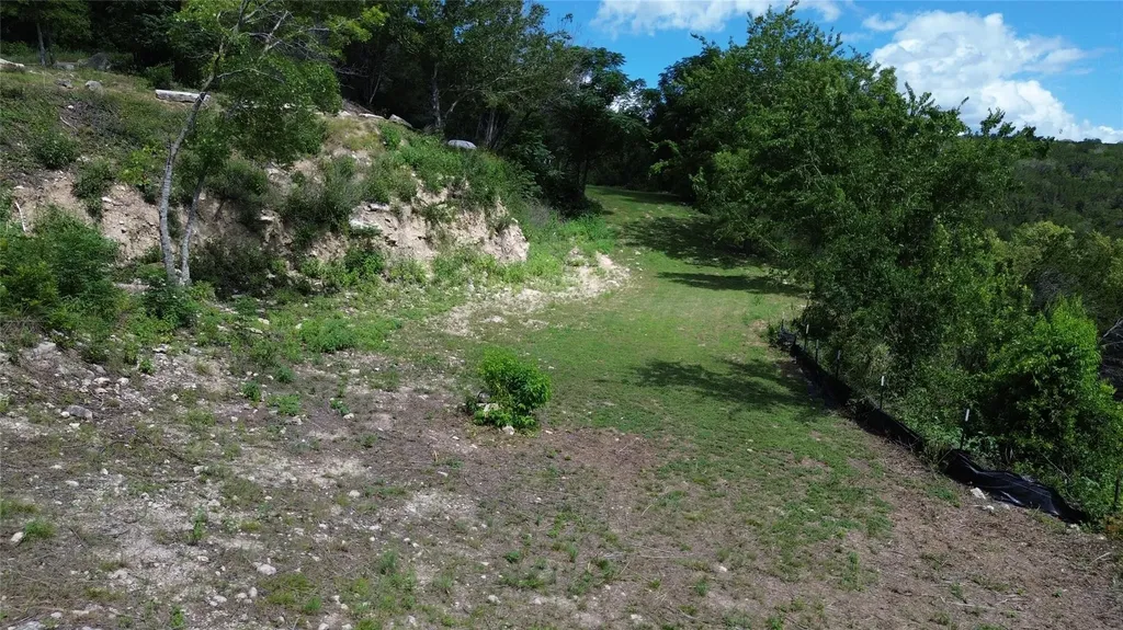 3109, 3111, 3113 Geronimo Trail Austin TX 78734