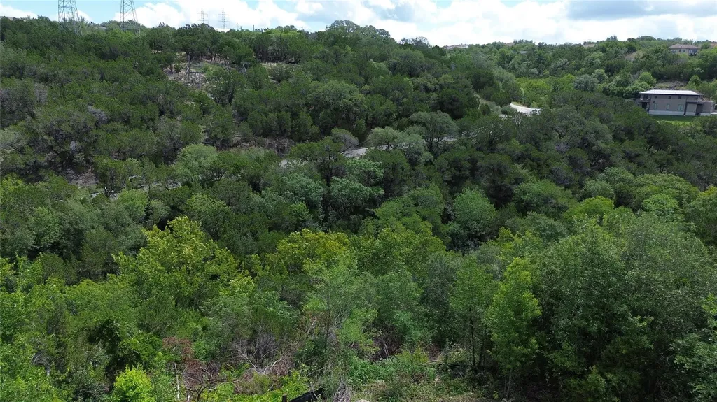 3109, 3111, 3113 Geronimo Trail Austin TX 78734