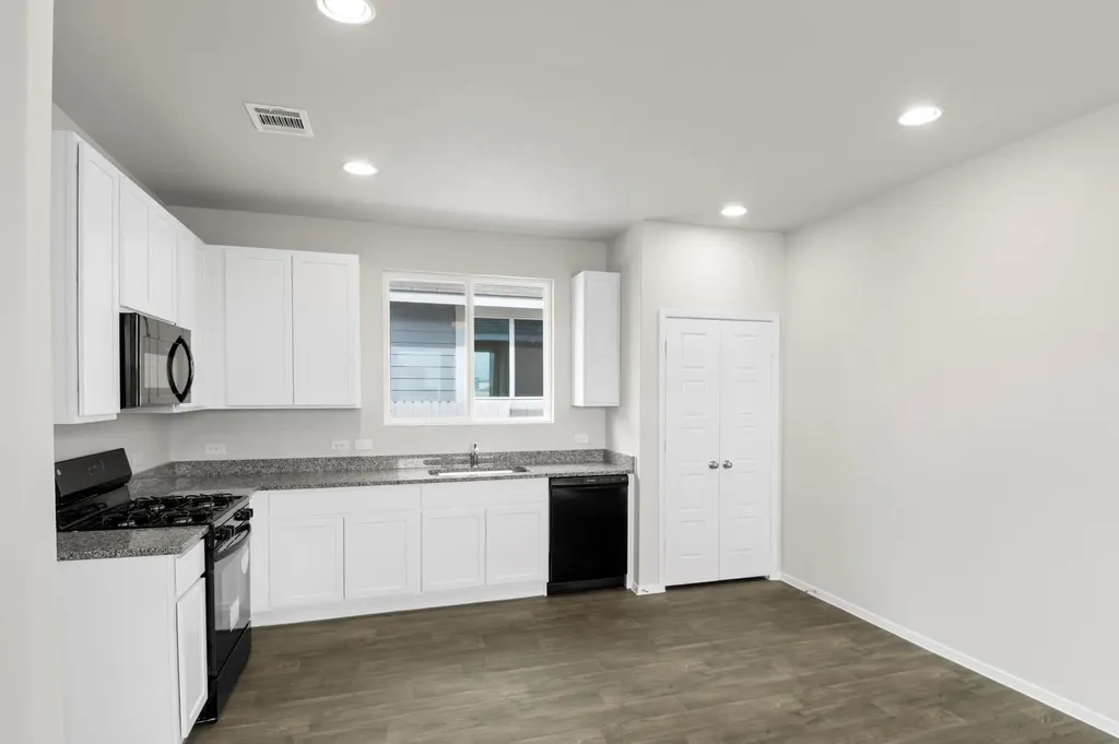 2963 Winding Creek Road Kyle TX 78640