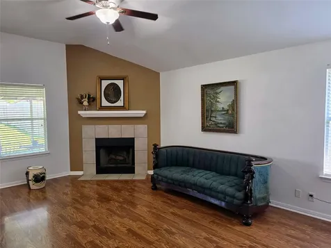 226 Lakemont Drive Hutto TX 78634