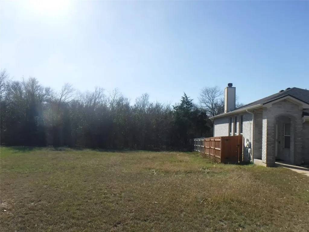 317 Gettysburg Loop Elgin TX 78621