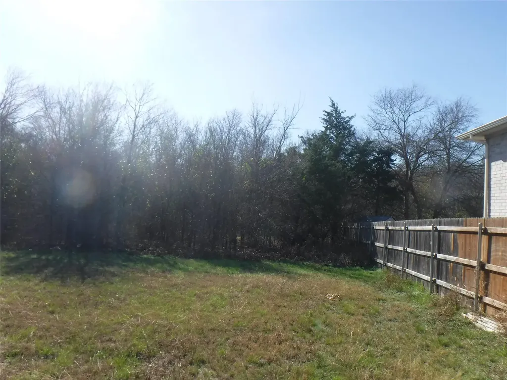 317 Gettysburg Loop Elgin TX 78621