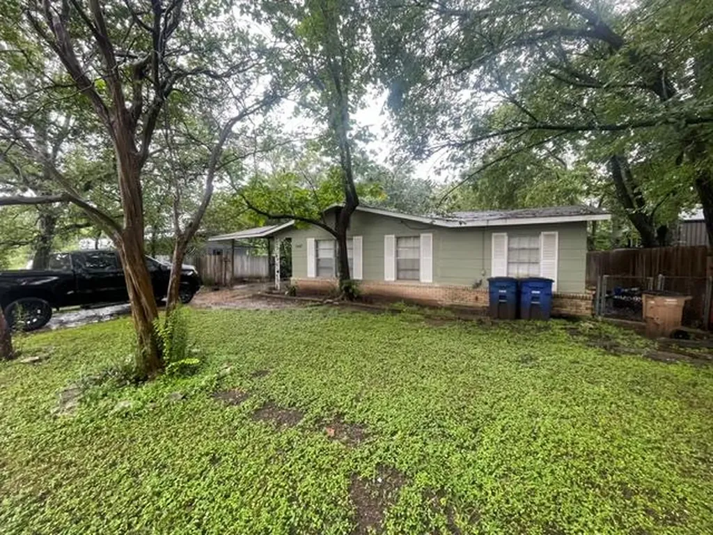 1607 Sylvan Glade Austin TX 78745