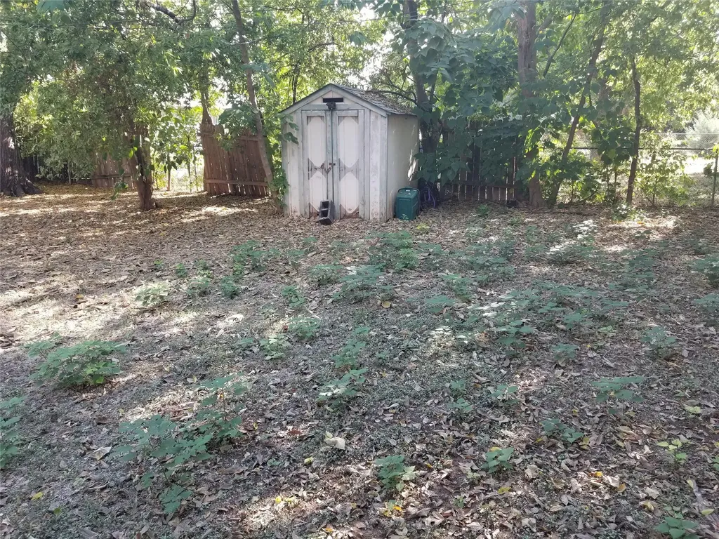 1607 Sylvan Glade Austin TX 78745
