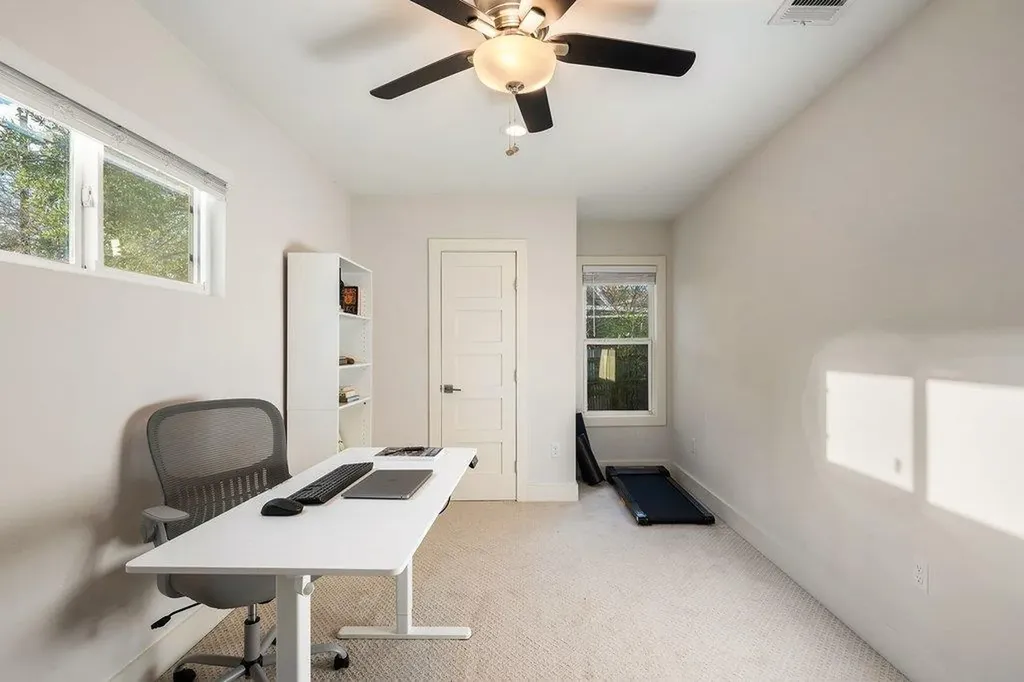 2702 Crest Avenue Austin TX 78702