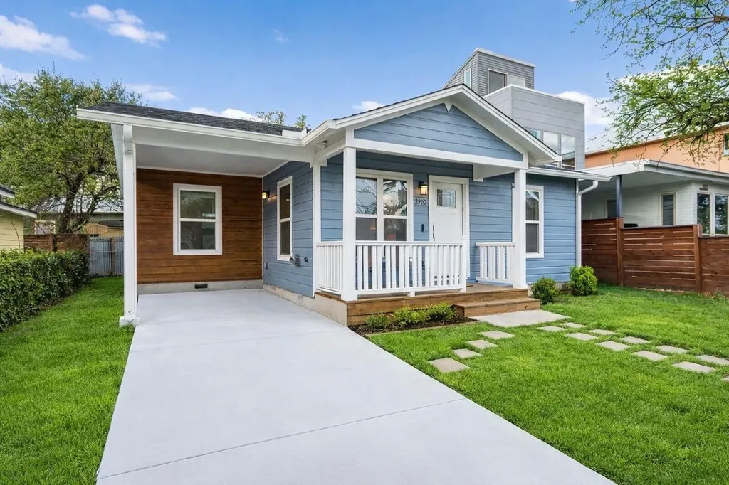 2702 Crest Avenue Austin TX 78702