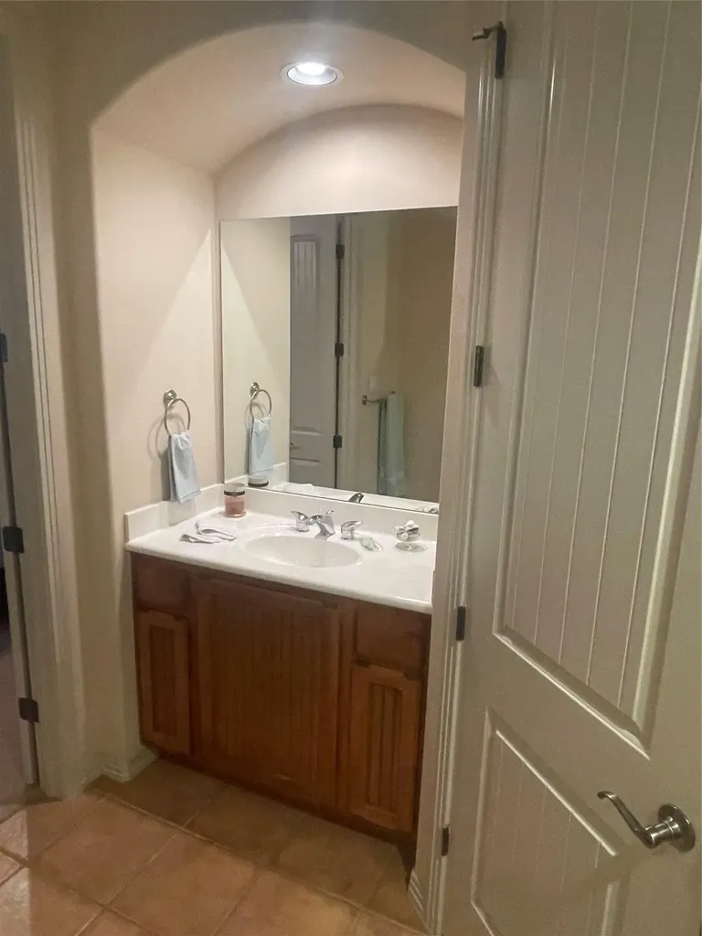 8917 Old Lampasas Trail Austin TX 78750