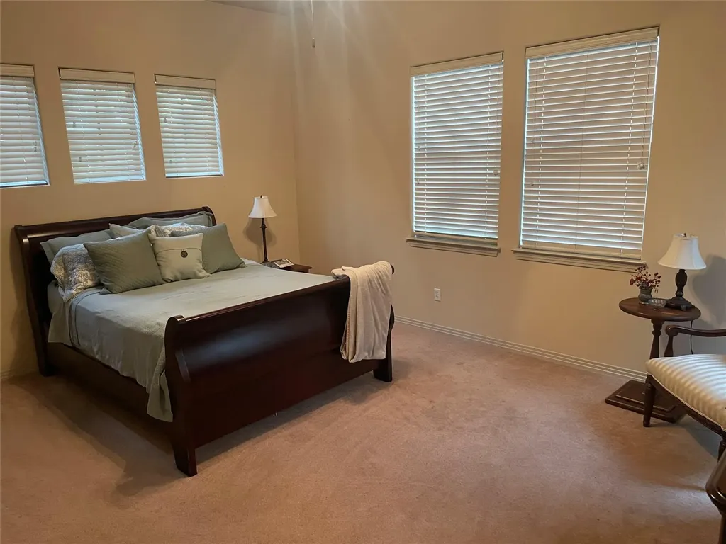 8917 Old Lampasas Trail Austin TX 78750