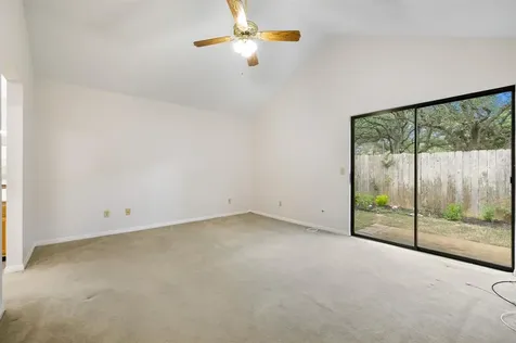 8302 Mendota Cove Austin TX 78717