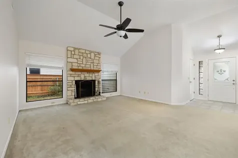 8302 Mendota Cove Austin TX 78717