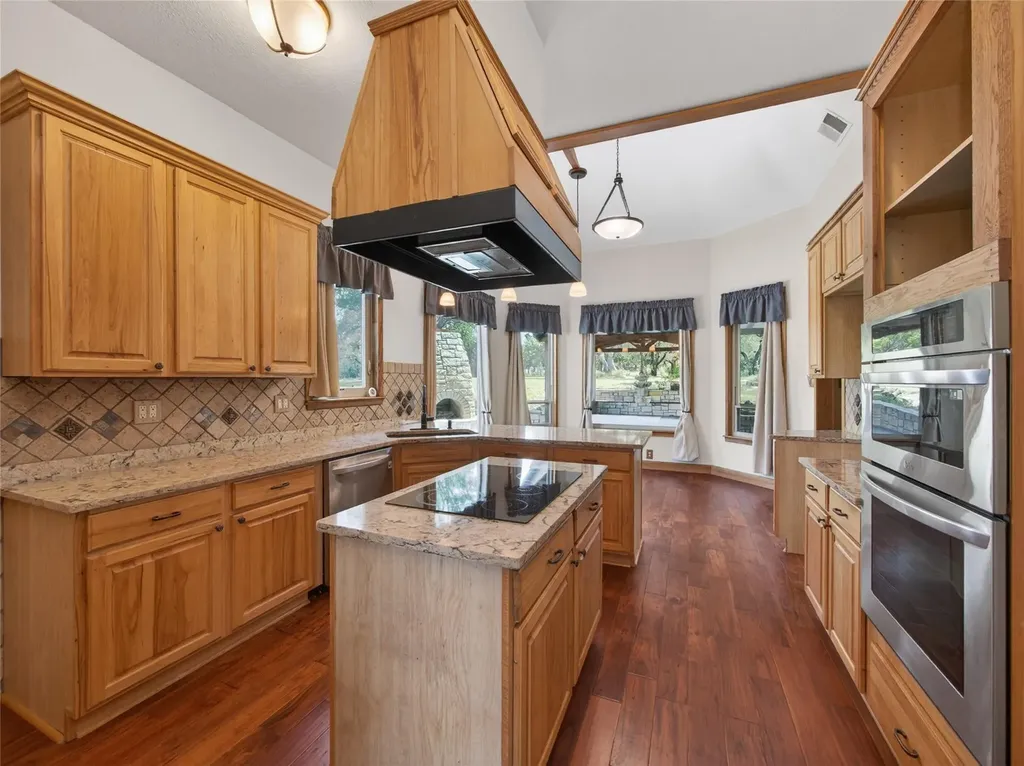 360 Sunset Ridge Liberty Hill TX 78642